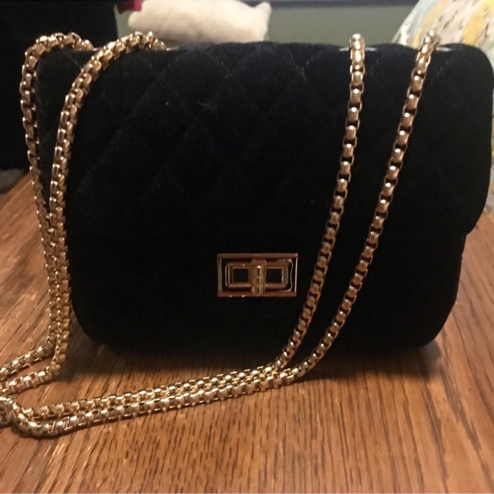 Velvet Black Quilted Bag with Gold Chain